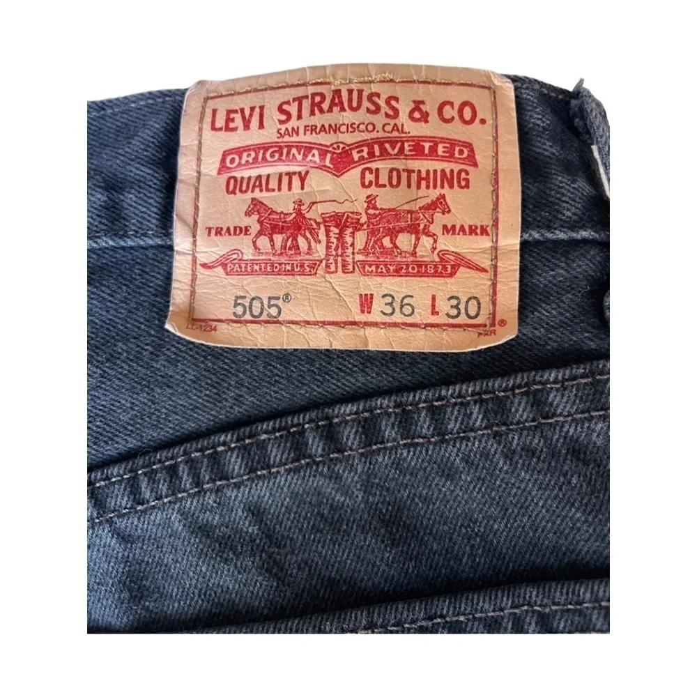 EUC Levi’s Men’s 505 Regular Fit Jeans | 36” x 30” | Black
